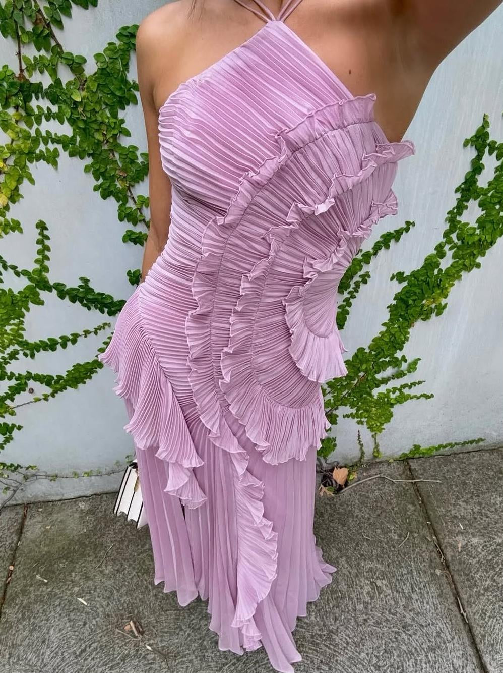 Vestido Lavanda Imperial | Elegancia romántica con movimiento