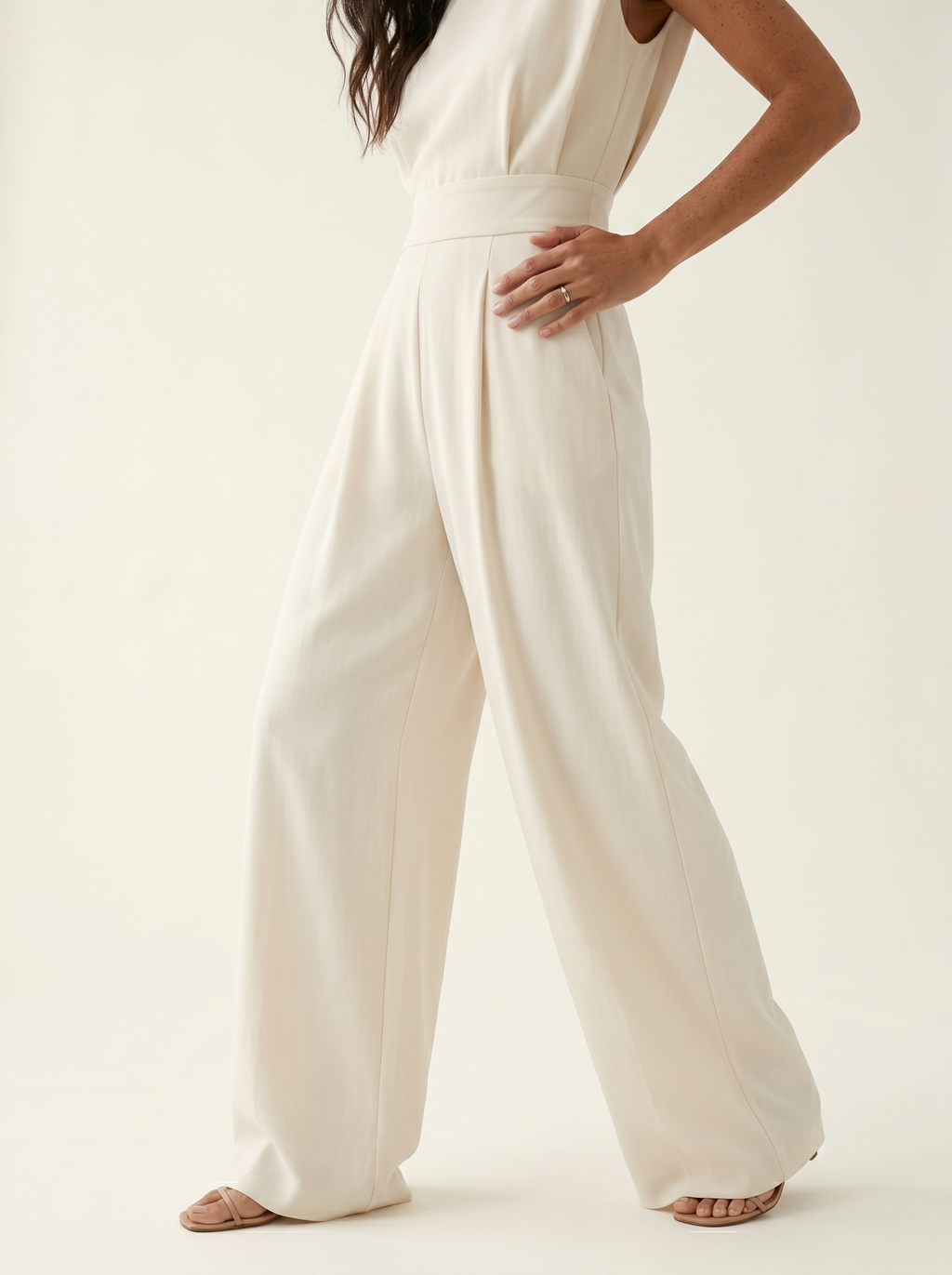 Valeria™ | Conjunto con Cinturón Minimalista que Define Tu Estilo
