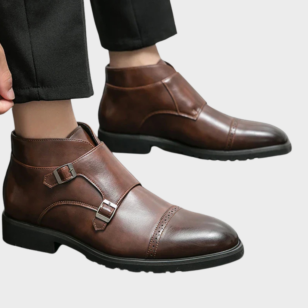 Parker | Botas de doble hebilla de cuero sintético