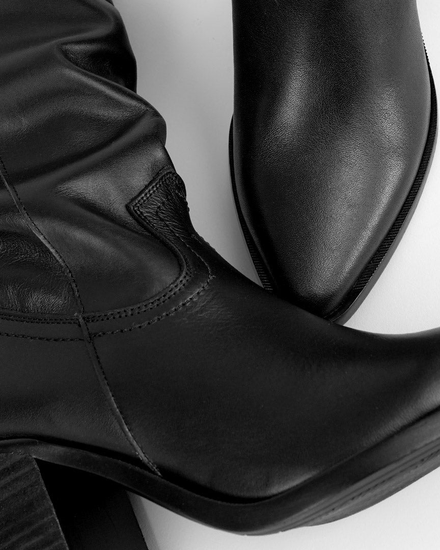 BOTA HANNA 7002N