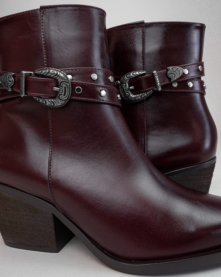 BOTIN UTHA 821B
