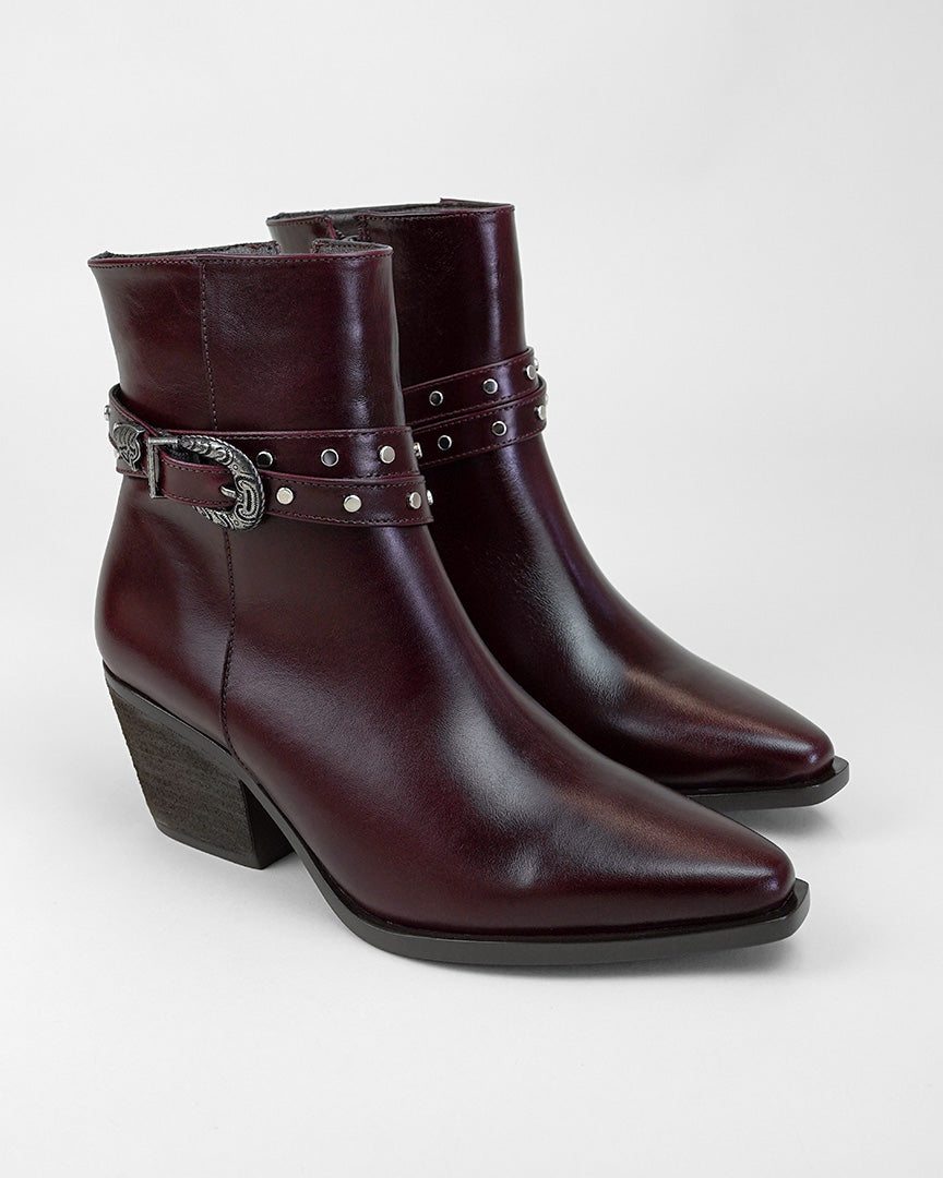 BOTIN UTHA 821B