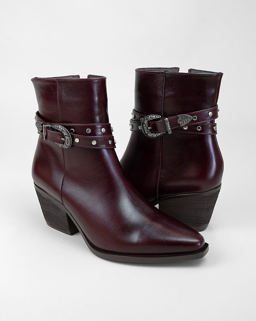 BOTIN UTHA 821B