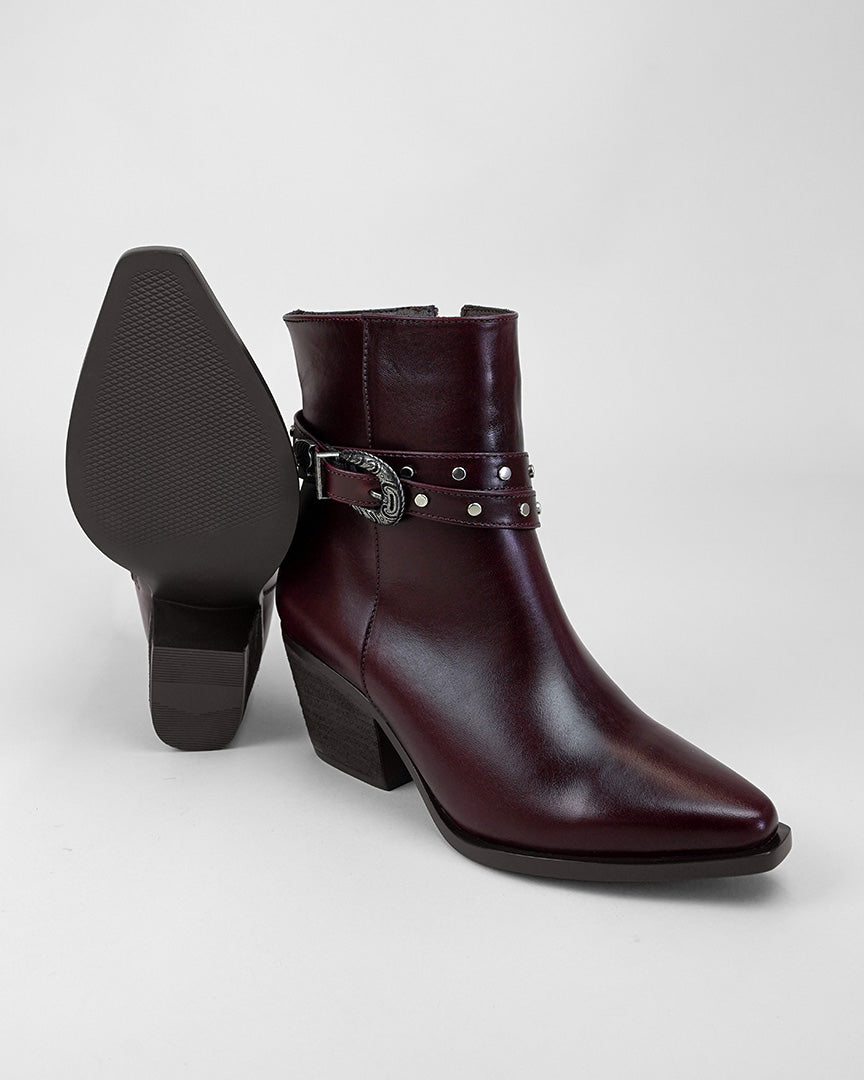 BOTIN UTHA 821B
