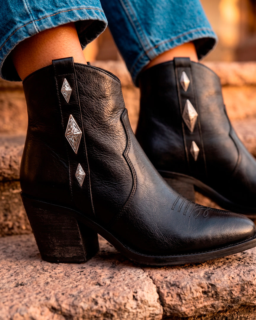BOTIN 316 DAKOTA NEGRO