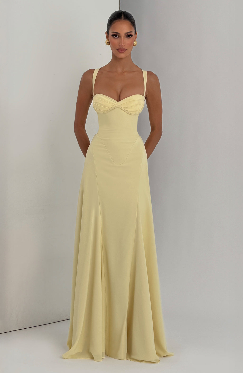 Vestido Leire™ | Elegancia fluida con escote corazón