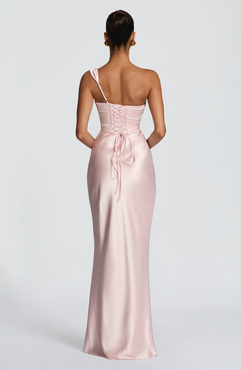 Vestido Carolina™ | Elegancia asimétrica con caída satinada