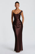 Vestido Carolina™ | Elegancia asimétrica con caída satinada